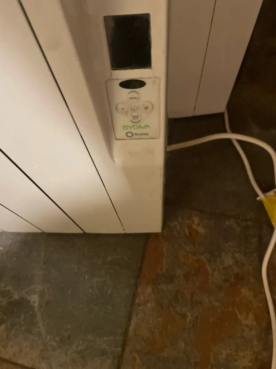 Rointe electric heater as good as new - Image 4