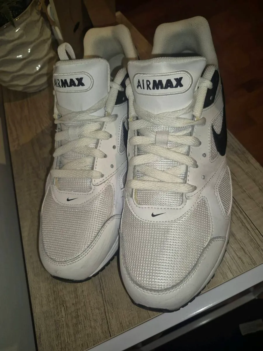 Nike Air Max Ivo UK 9 - Image 4