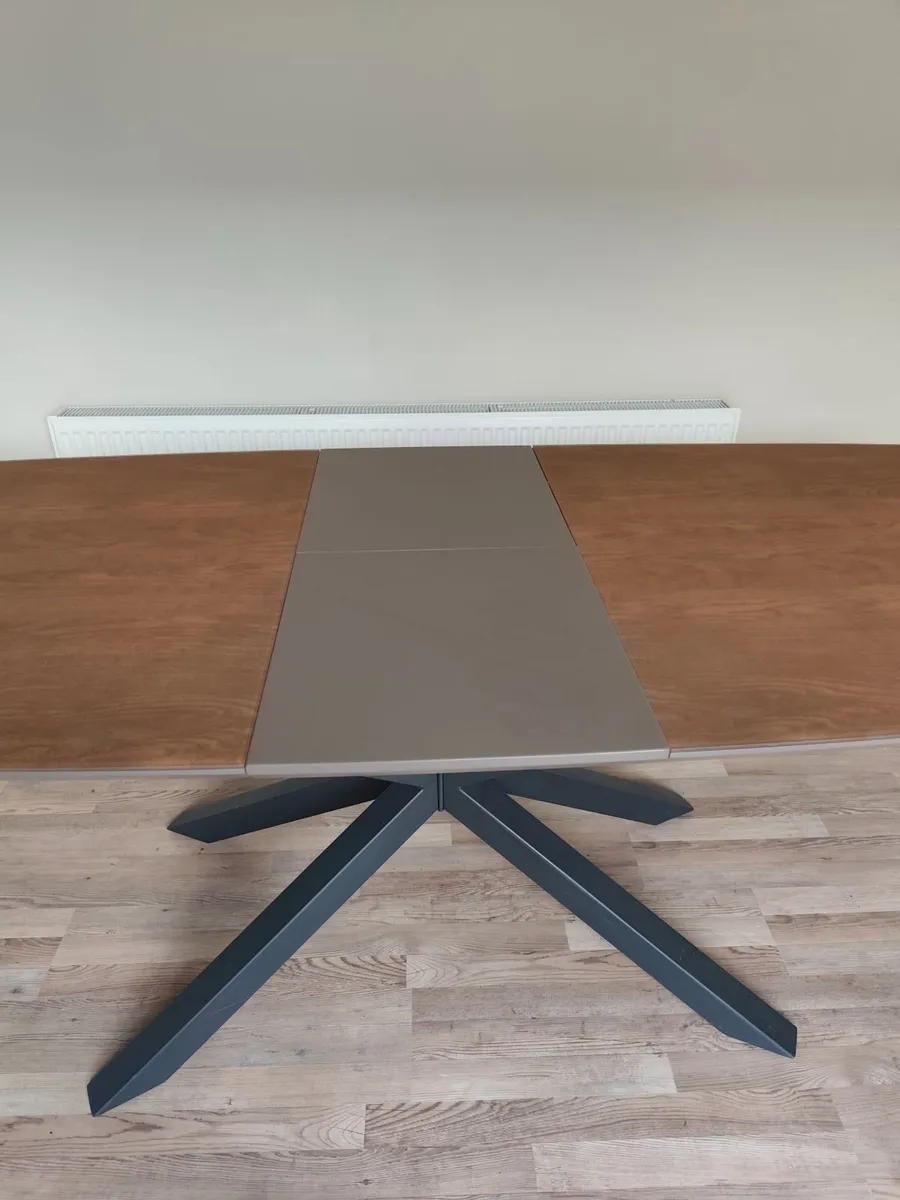 Extendable Dining Table - Image 4