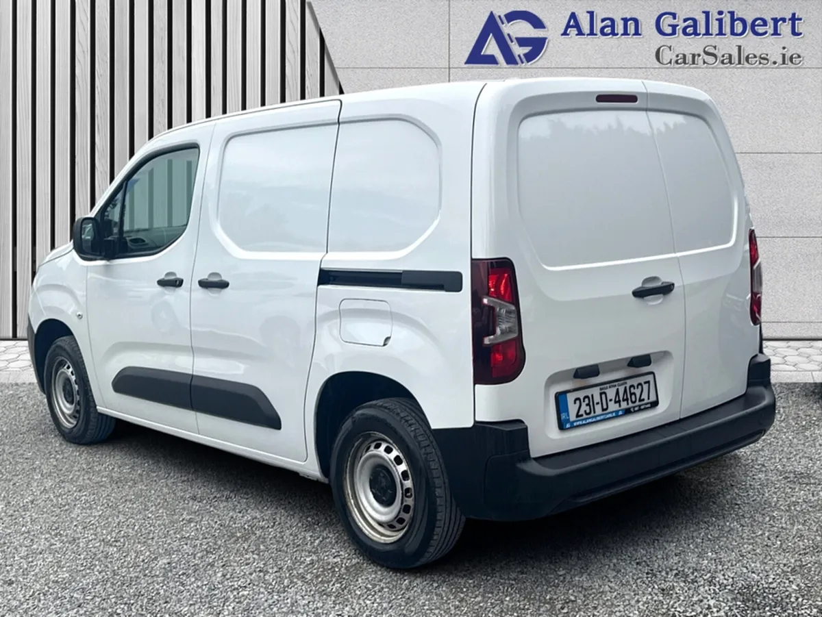 Peugeot Partner ACTIVE PLUS 1.5 DIESEL - Image 2