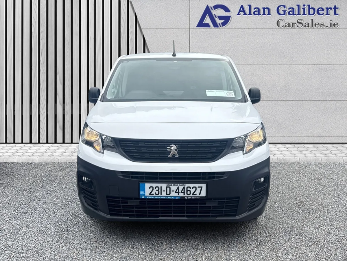 Peugeot Partner ACTIVE PLUS 1.5 DIESEL - Image 4