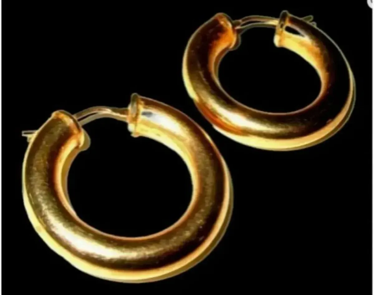 Vintage Hallmarked 9ct Gold Chunky Hoops - Image 2