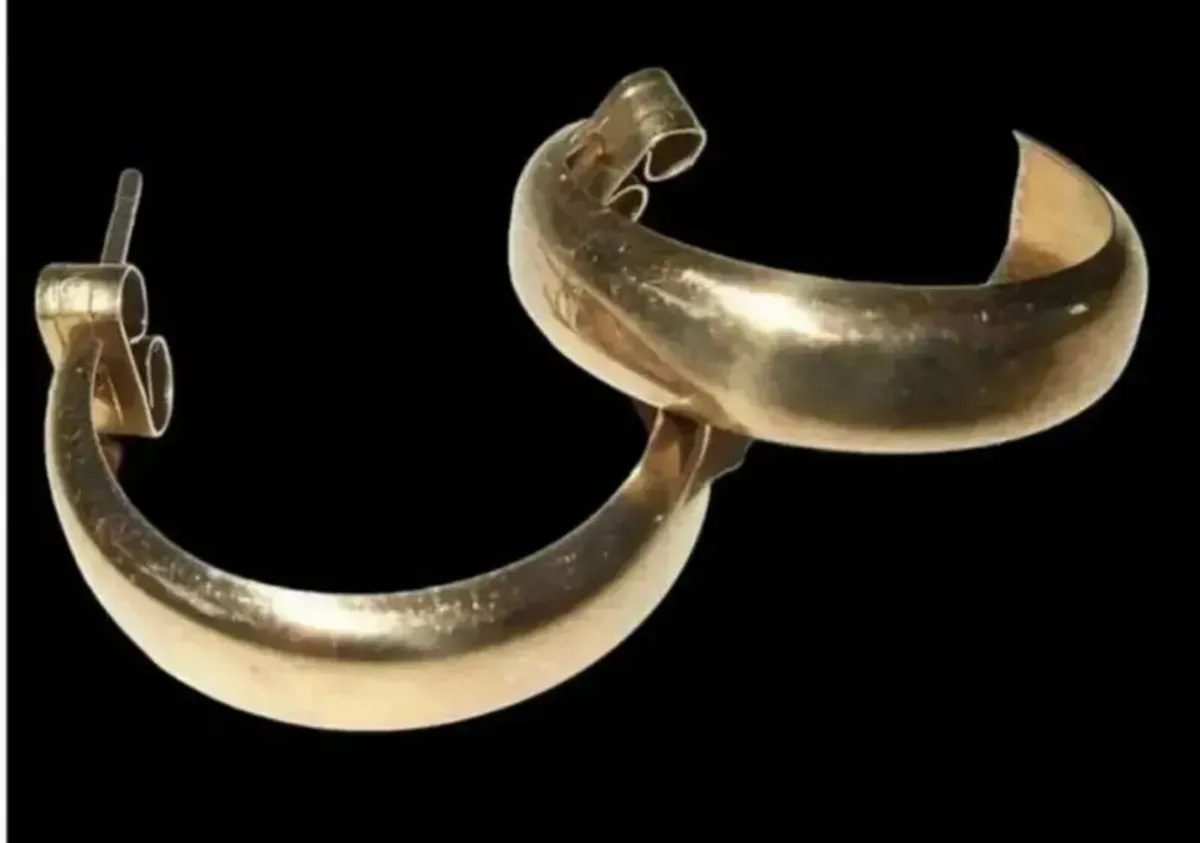 Vintage 9ct Gold Hallmarked Hoop Earrings - Image 2
