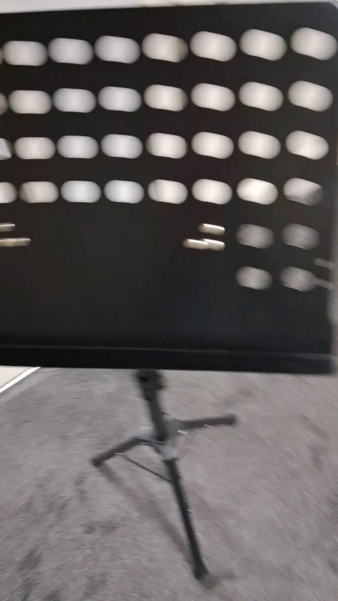 Music stand