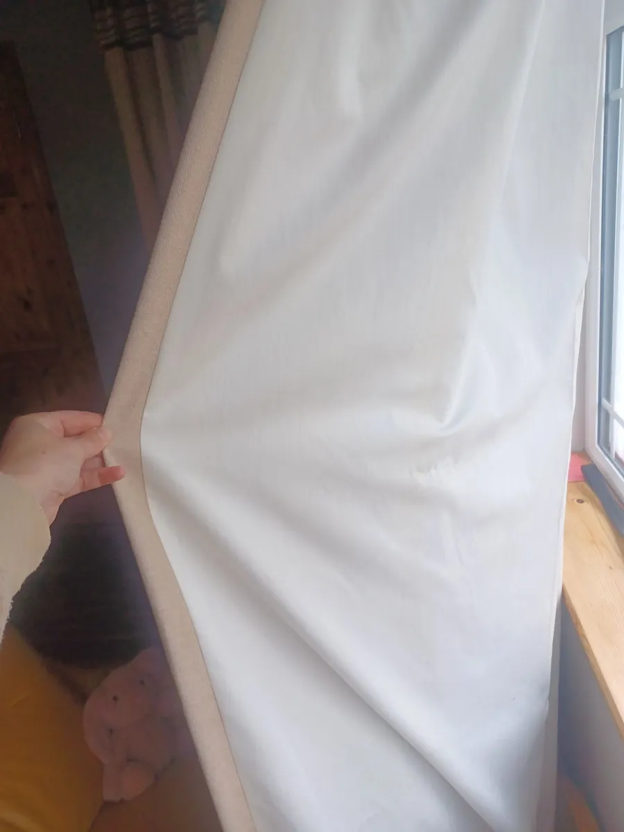 Bay window pleat curtains - Image 4