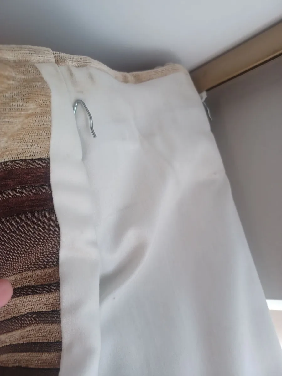 Bay window pleat curtains - Image 4