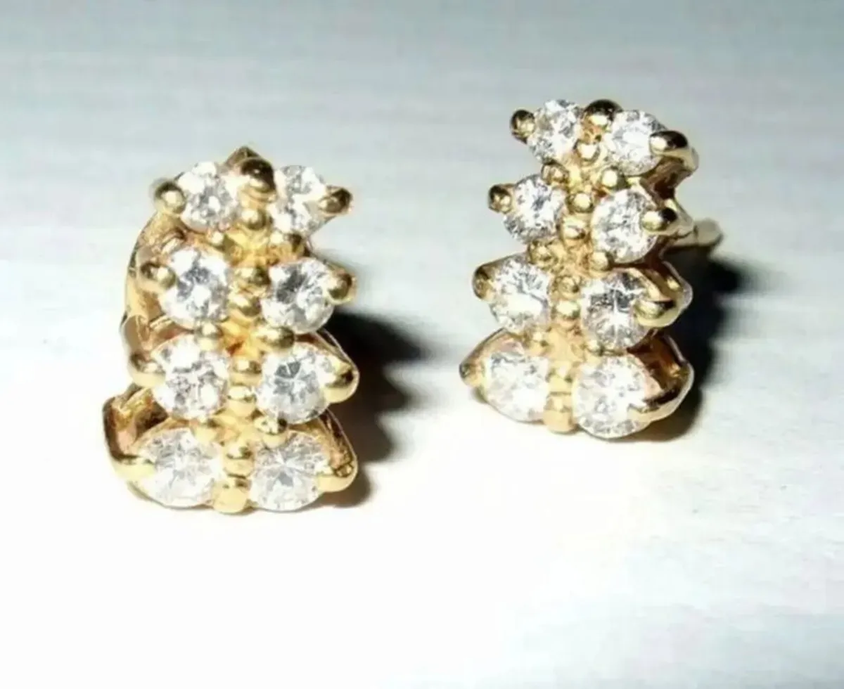 Vintage 18K Yellow Gold Diamond Cluster Earrings - Image 3