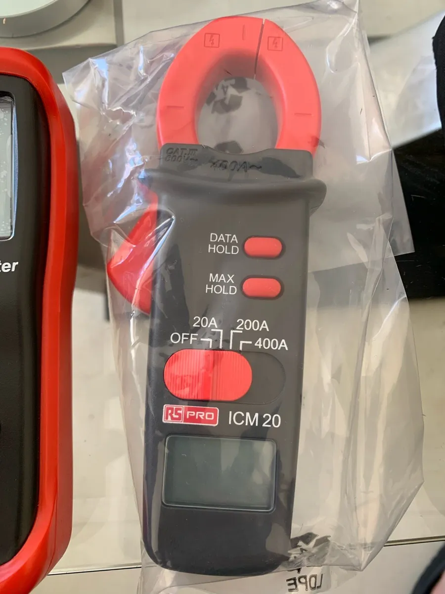 Clamp meter and thermometer - Image 2