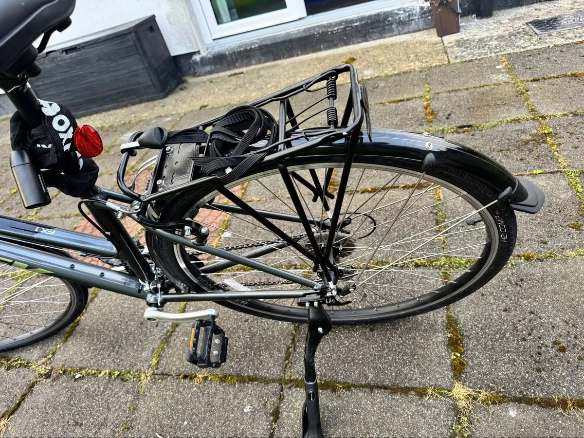 Trek FX1 Hybrid Bike – Size M – Like New – €600 - Image 3