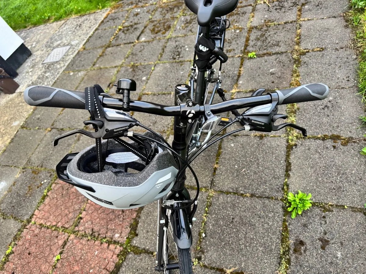 Trek FX1 Hybrid Bike – Size M – Like New – €600 - Image 2