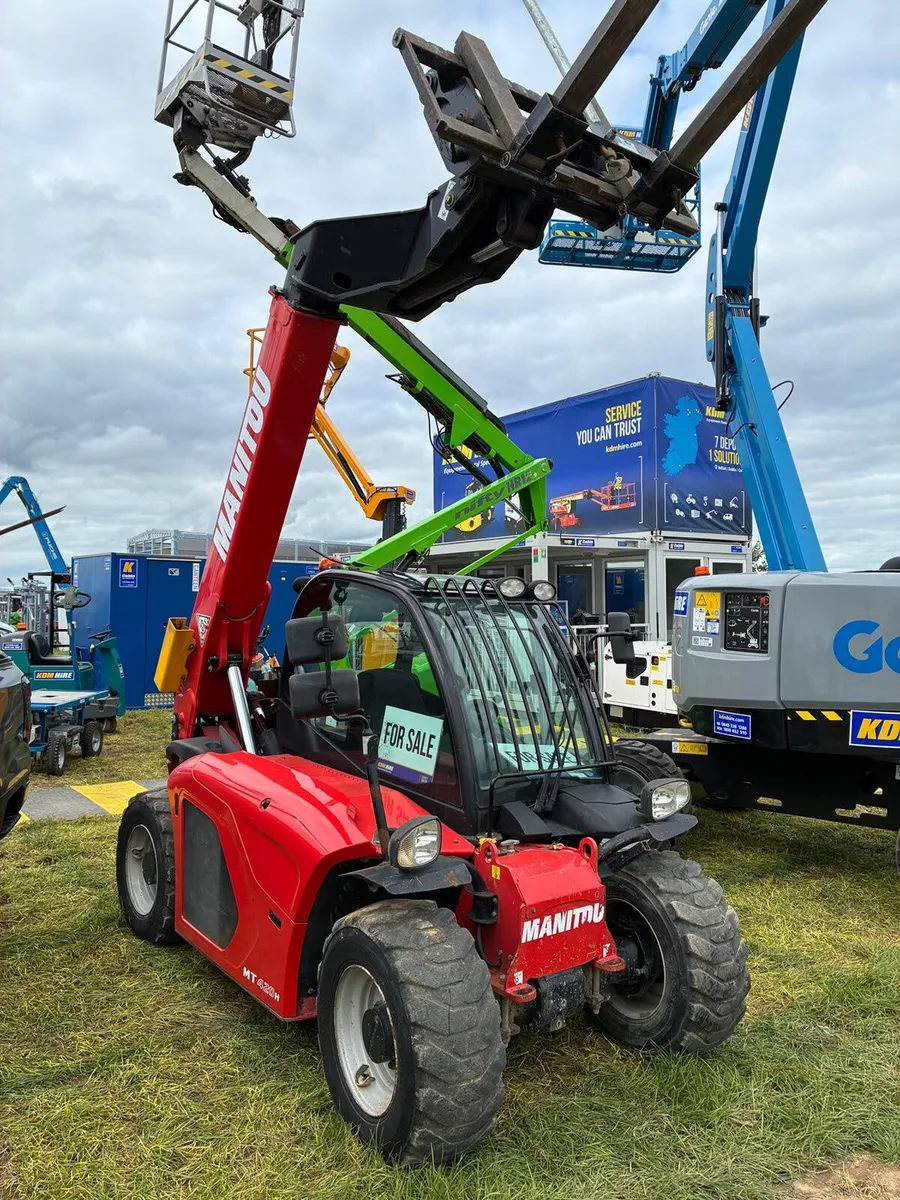 2018 MANITOU MT420 4M TELESCOPIC FORKLIFT - Image 2