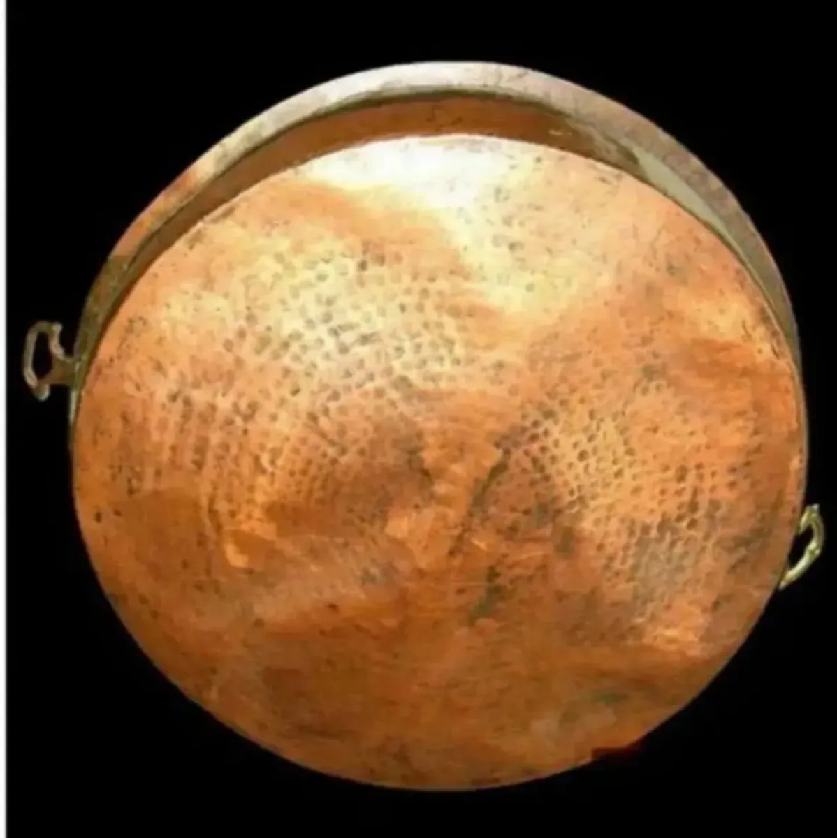 Large Vintage Copper Pan with Brass Handles - Image 3