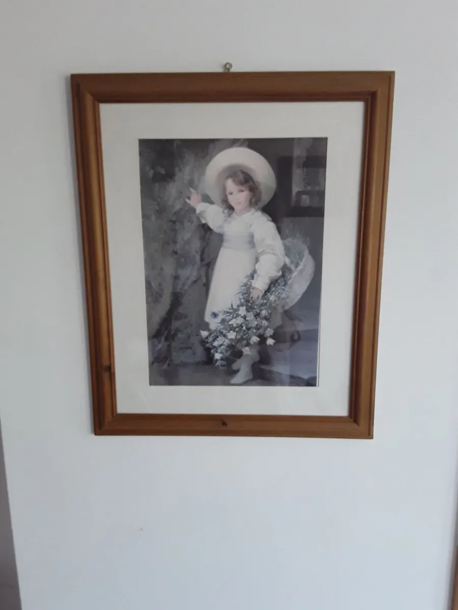 have three pictures they are of the same image - Image 4
