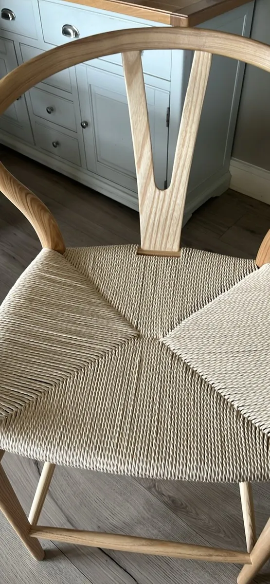 Wishbone wood bar stool - Image 3