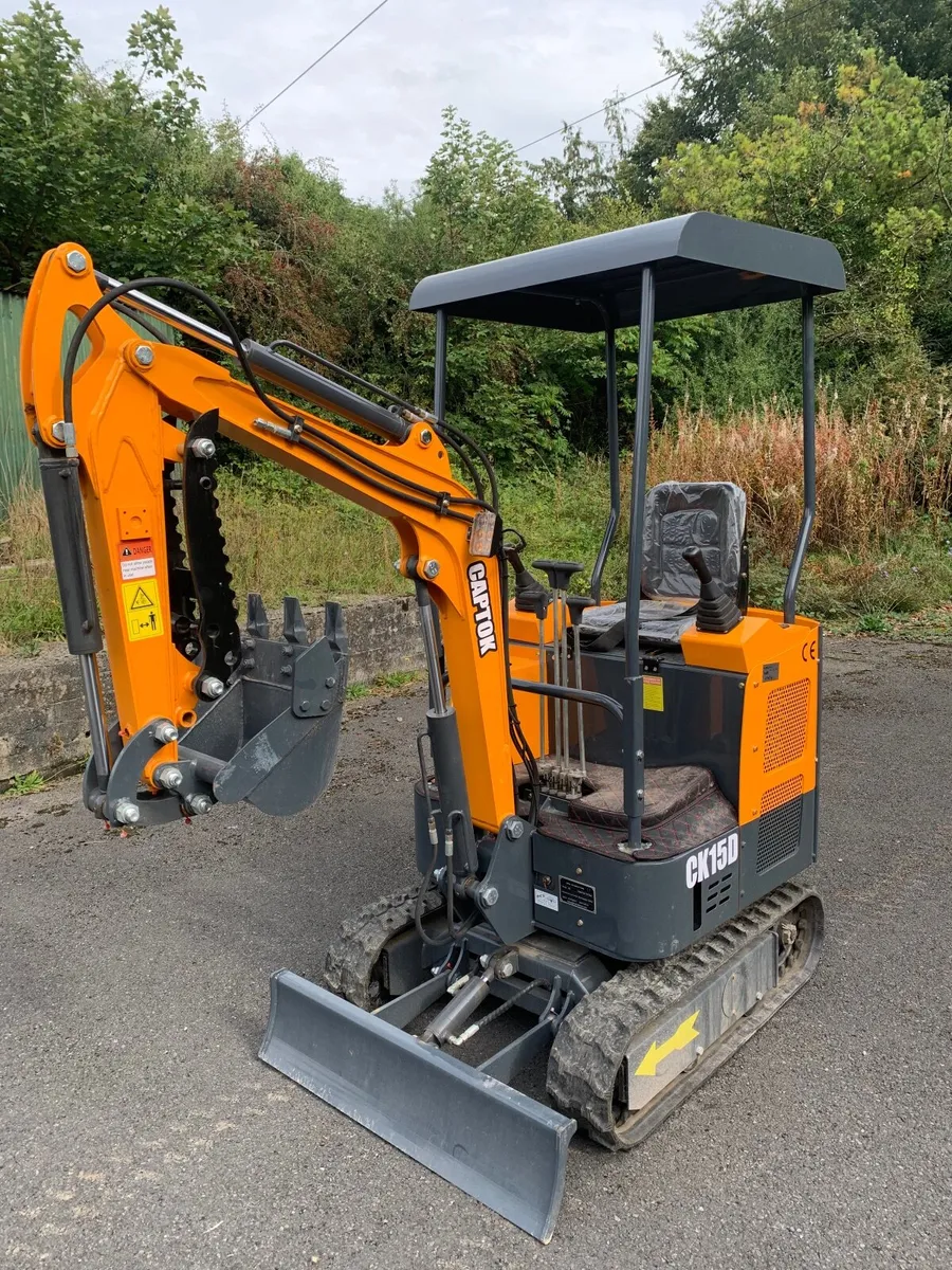Mini digger - Image 4
