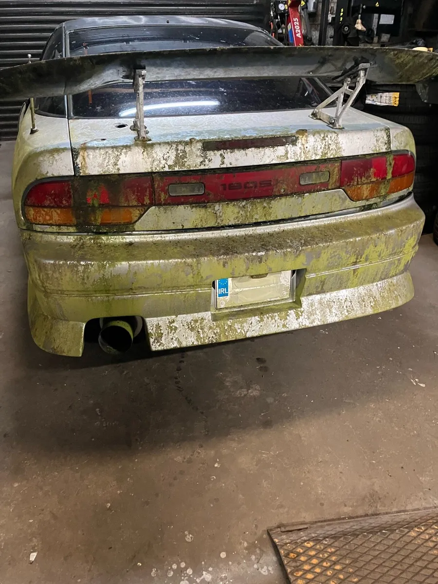 Car - Image 2