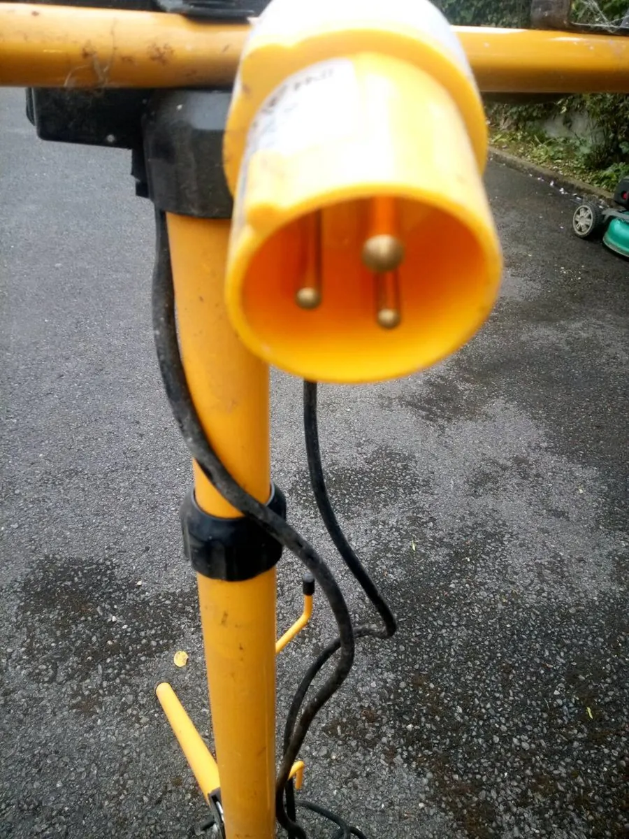2 x Sets of Work Lights - Image 4
