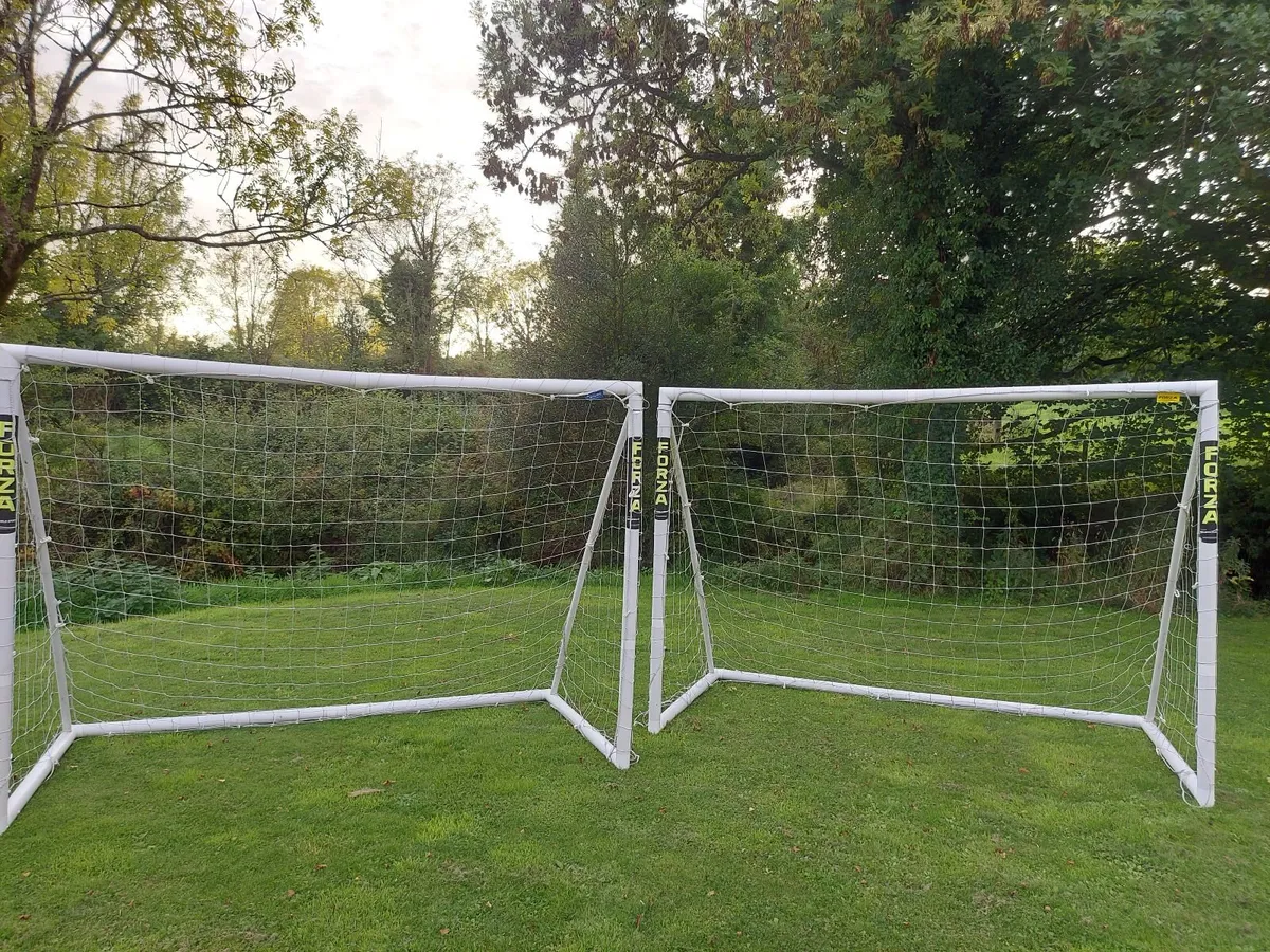 2 Footballs Goals 6ft x 8ft
