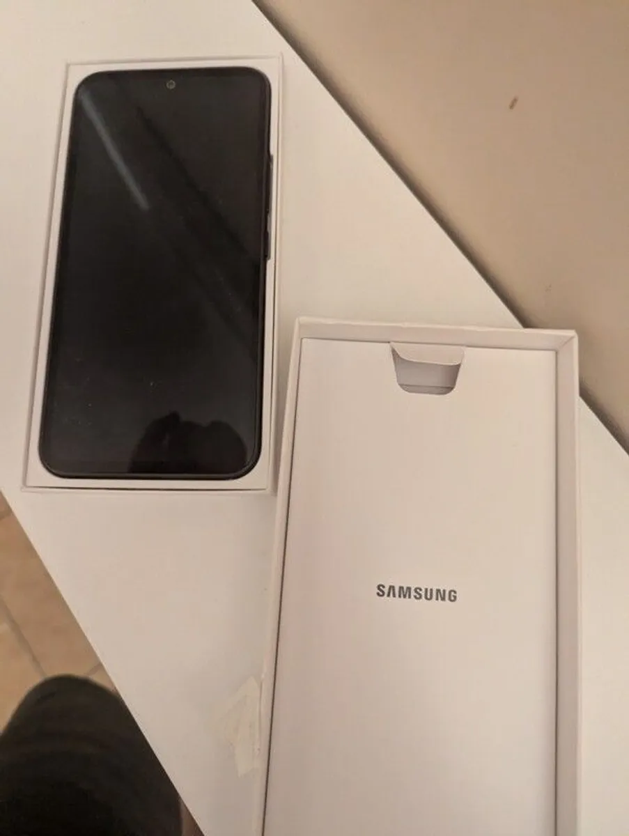 Samsung A54 - Image 4
