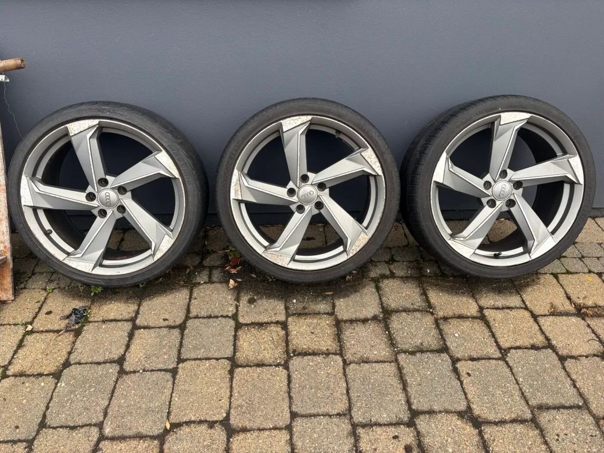Set of 4 19’ Audi style alloy wheels and tyres - Image 1