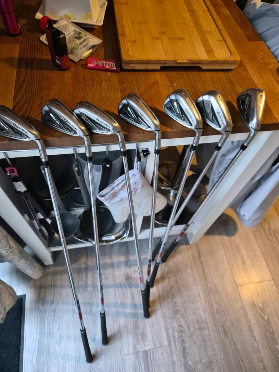 Sim max2 irons part trade welcome - Image 1