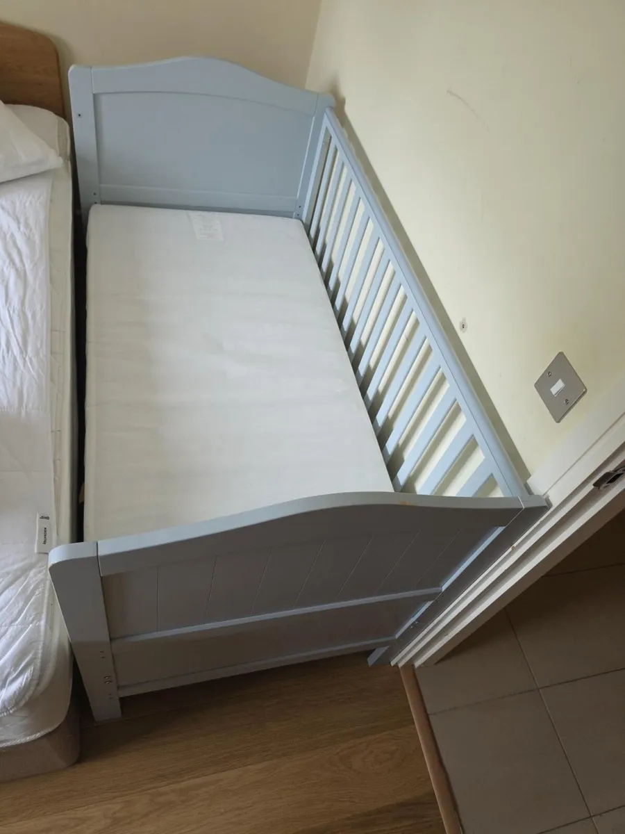 Baby Cot Bed + 140x70cm Mattress – Excellent Condi - Image 1