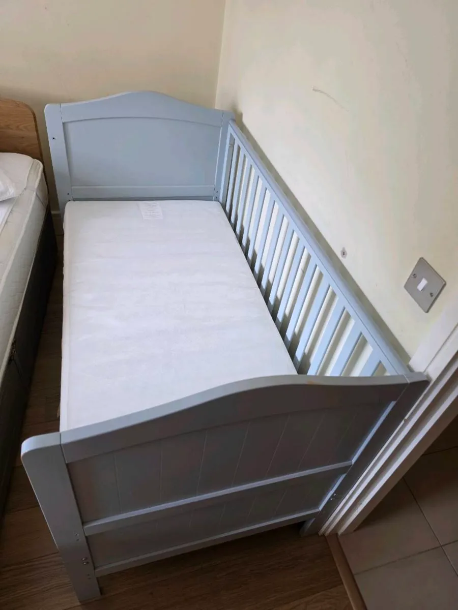 Baby Cot Bed + 140x70cm Mattress – Excellent Condi - Image 2
