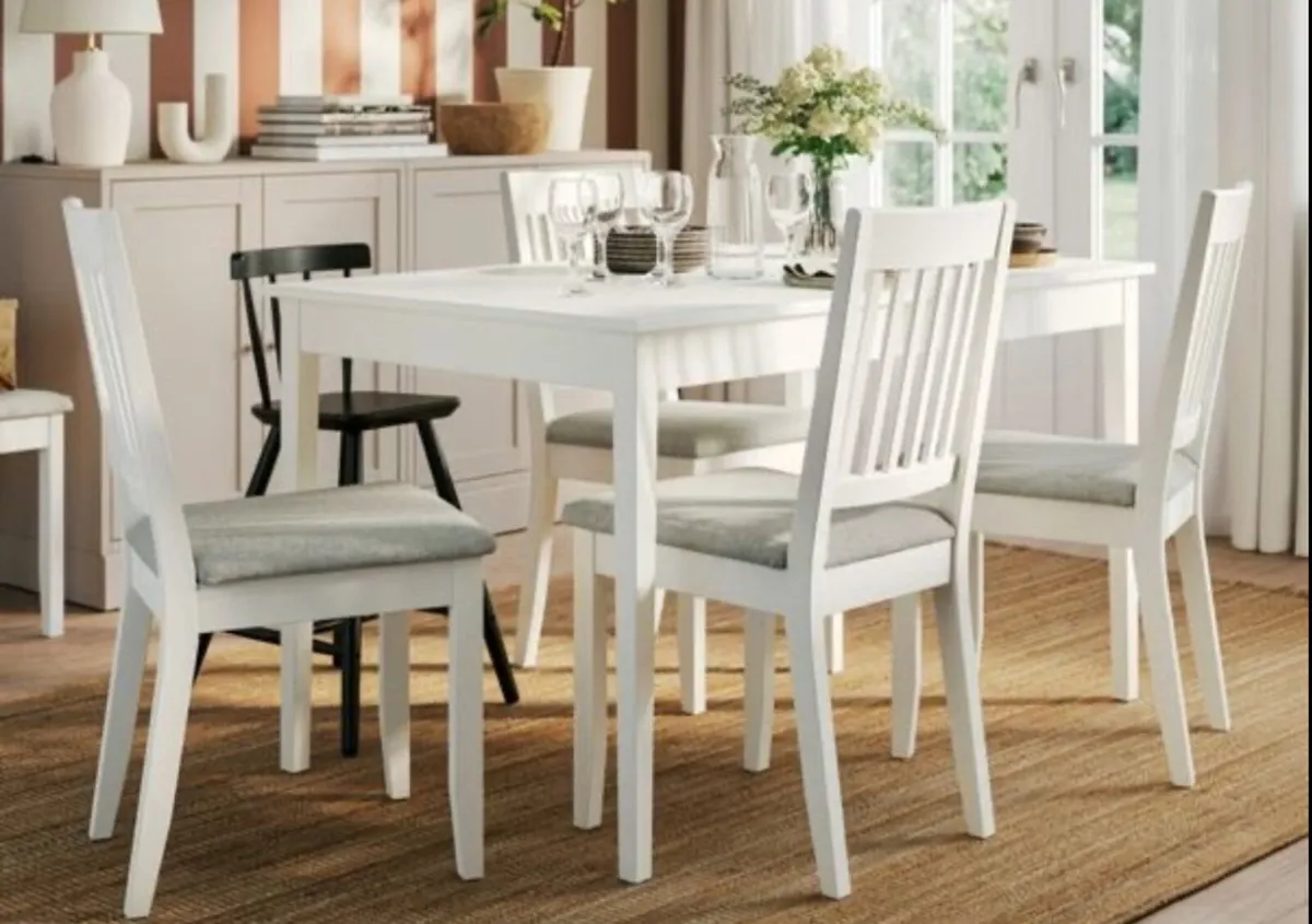 Extendable Table - Image 3