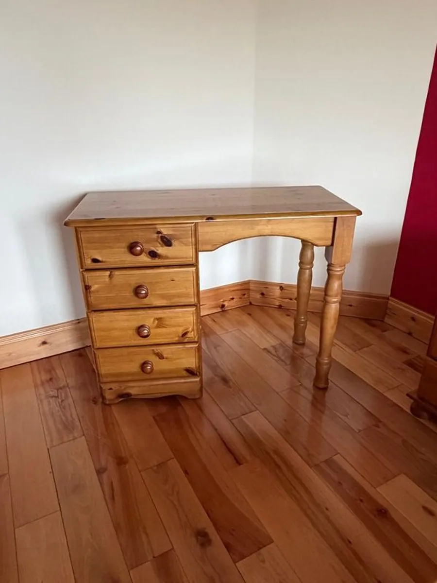Bedroom furniture - Image 3