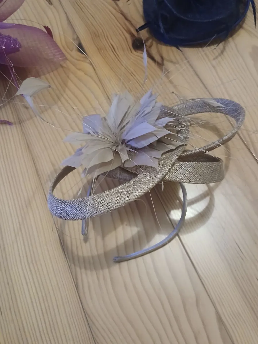 Venue wedding hats - Image 2