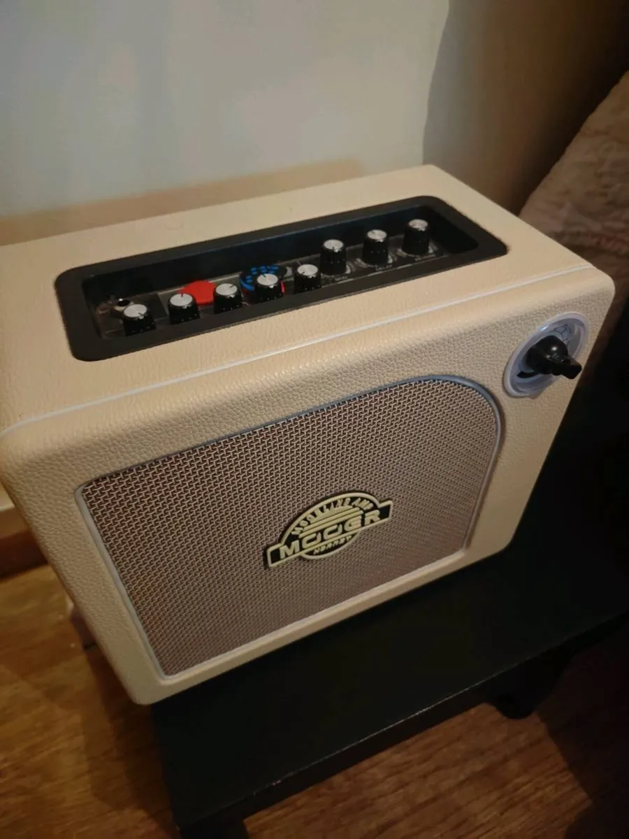 Mooer Honet modeling BT combo - Image 1
