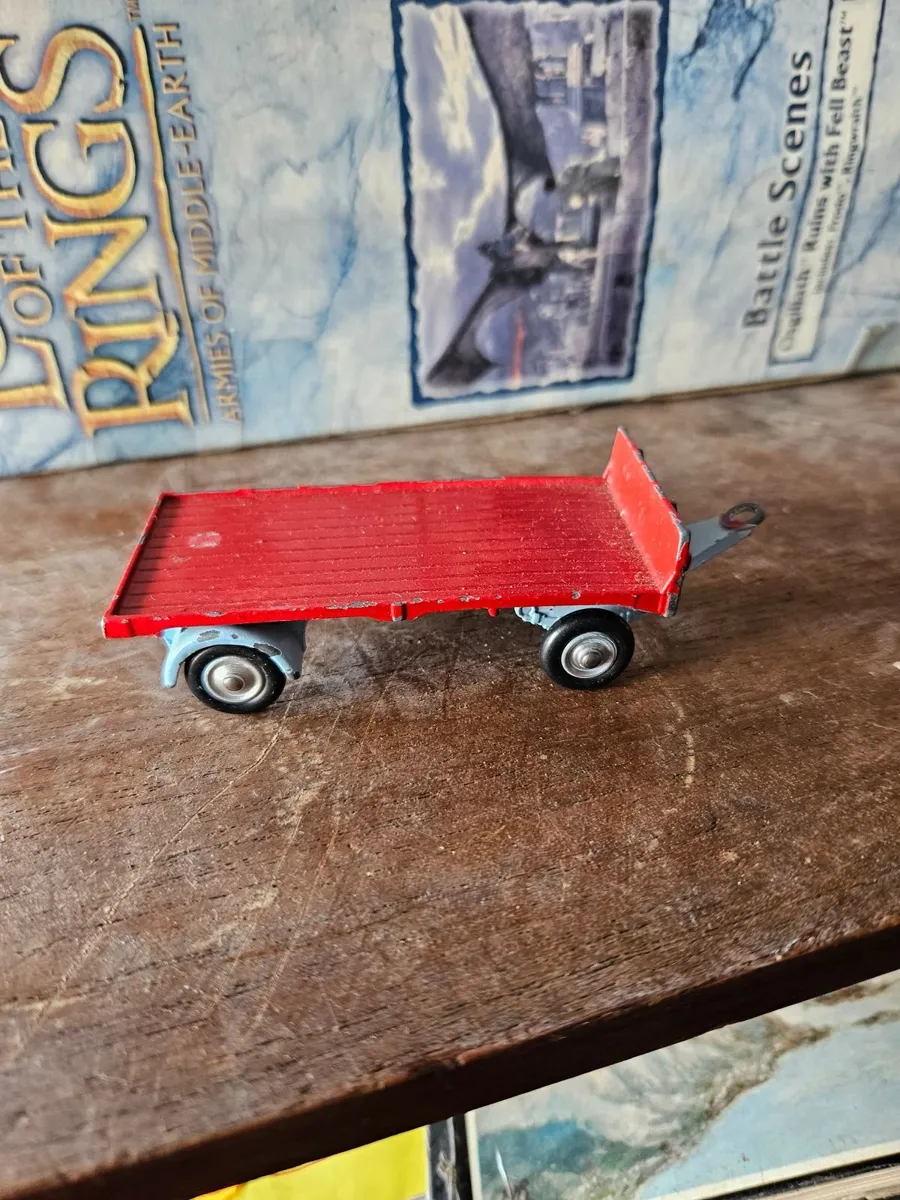 Corgi Chipperfields Circus Trailer - Image 2
