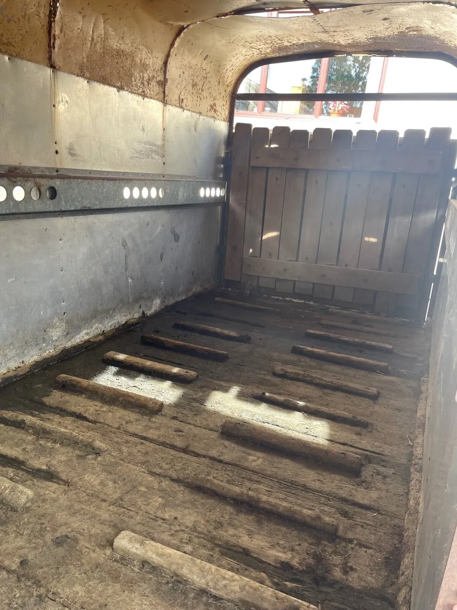Cattle trailer - Image 3