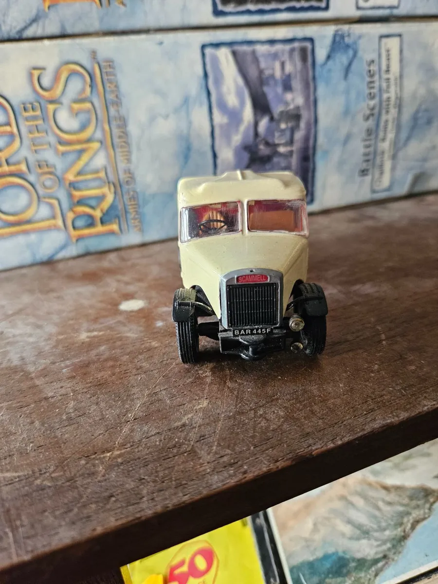 Corgi Circus Fair Ground Showmans Range Truck - Image 3