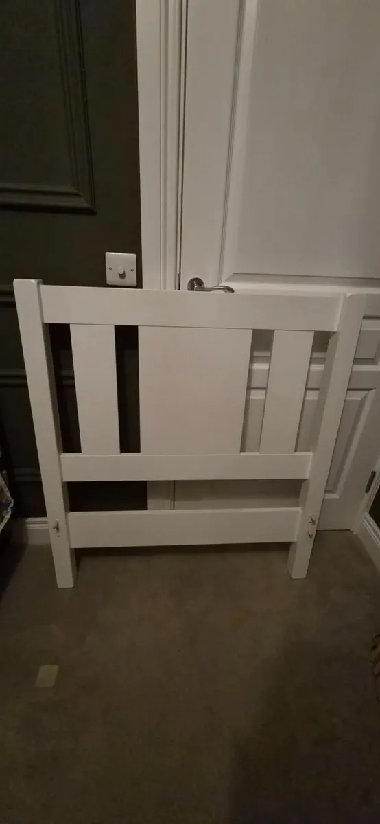 Single Bed with Mattress - Image 1