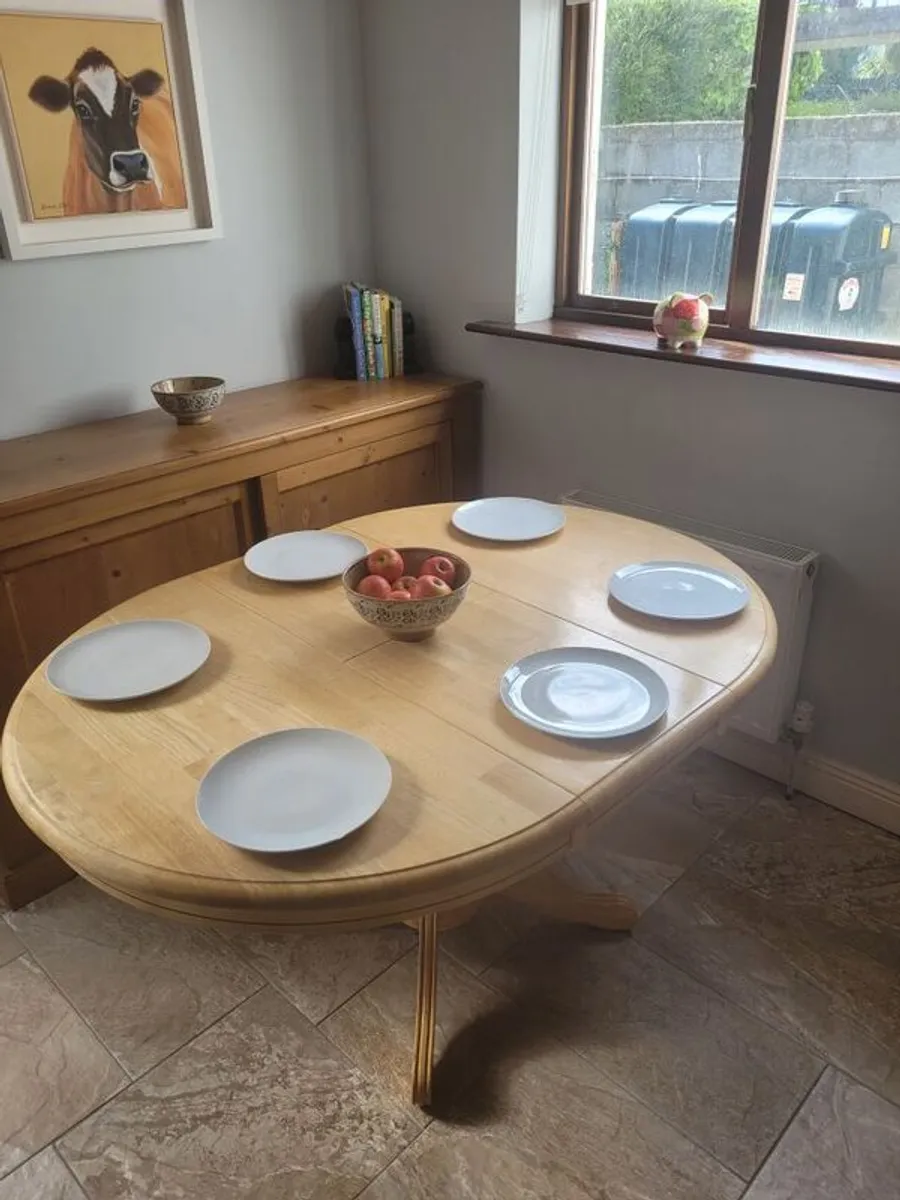 Dining table Free - Image 2