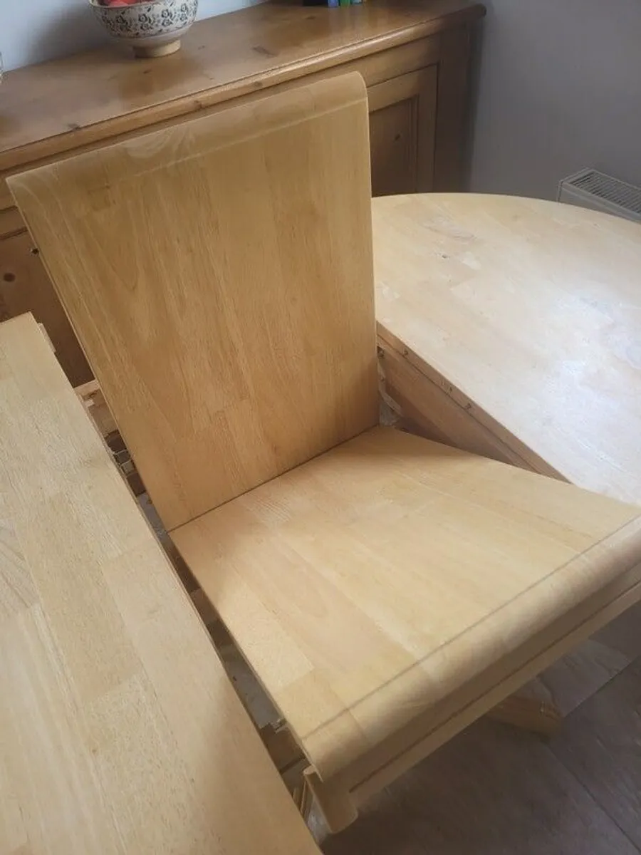 Dining table Free - Image 3