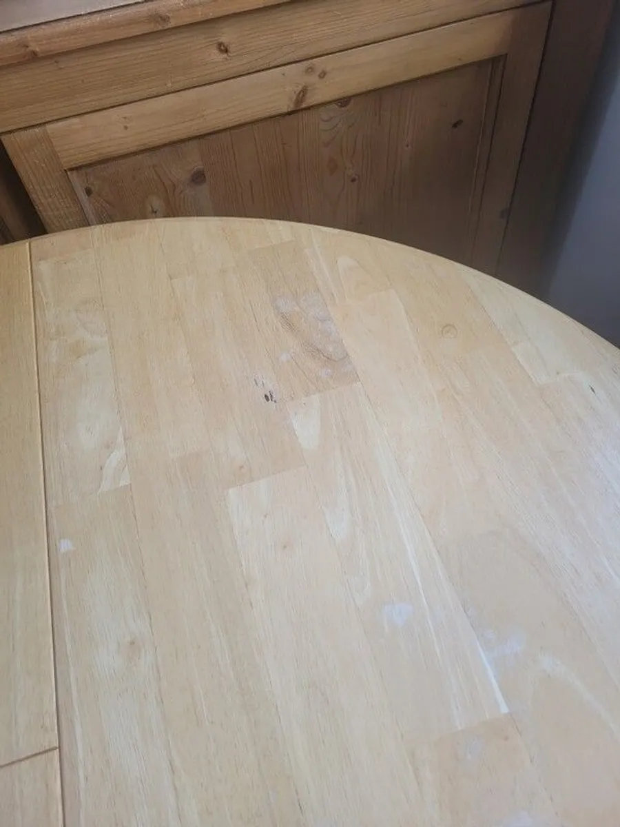 Dining table Free - Image 4