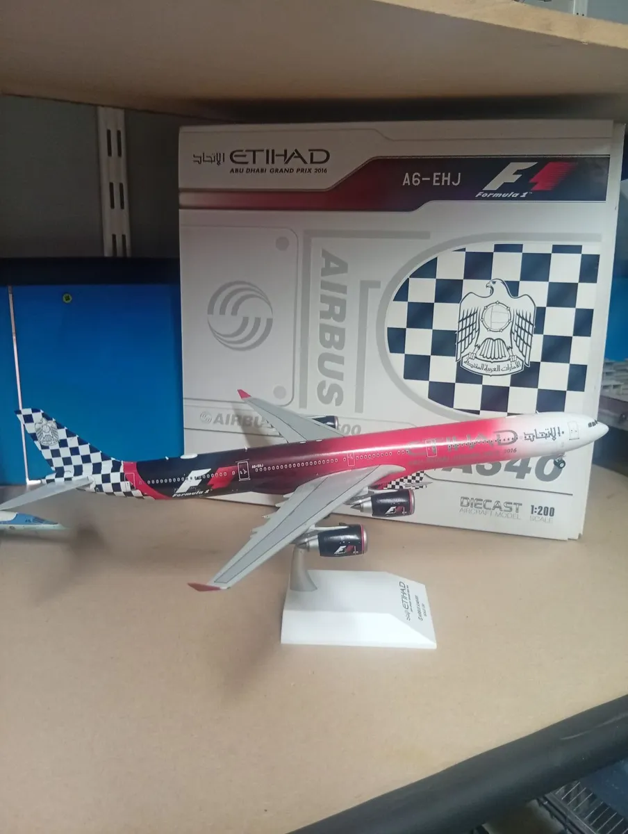 1/200 scale Airliners - Image 3