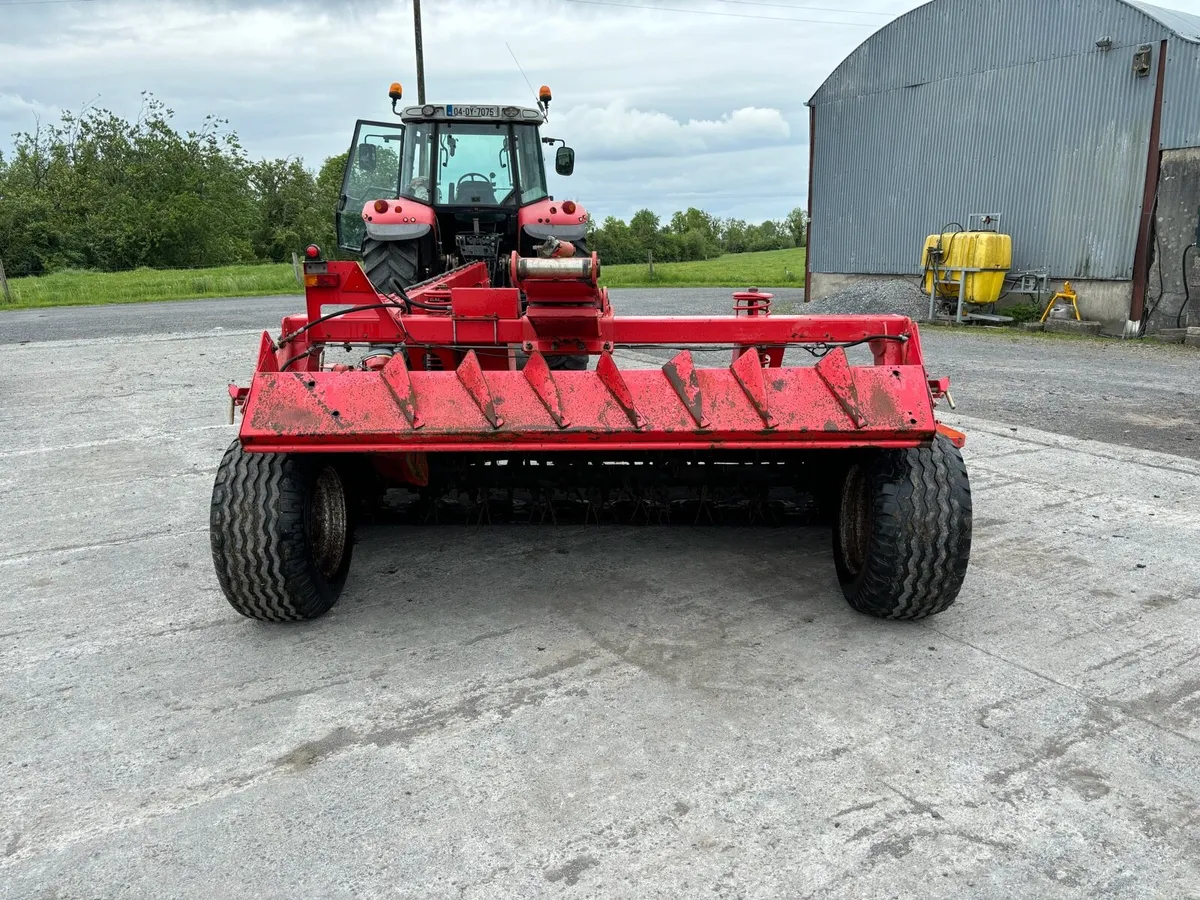 Taarup 4032 trailed 10ft6 mower - Image 3