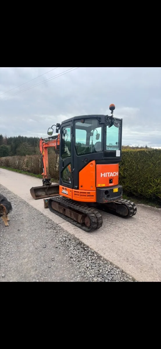 Hitachi Zaxis 26U - Image 4