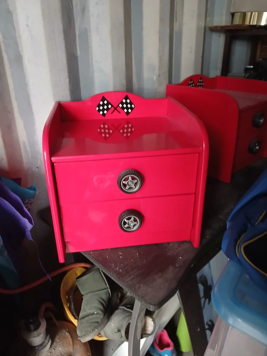 Kids wardrobe and lockers - Image 1