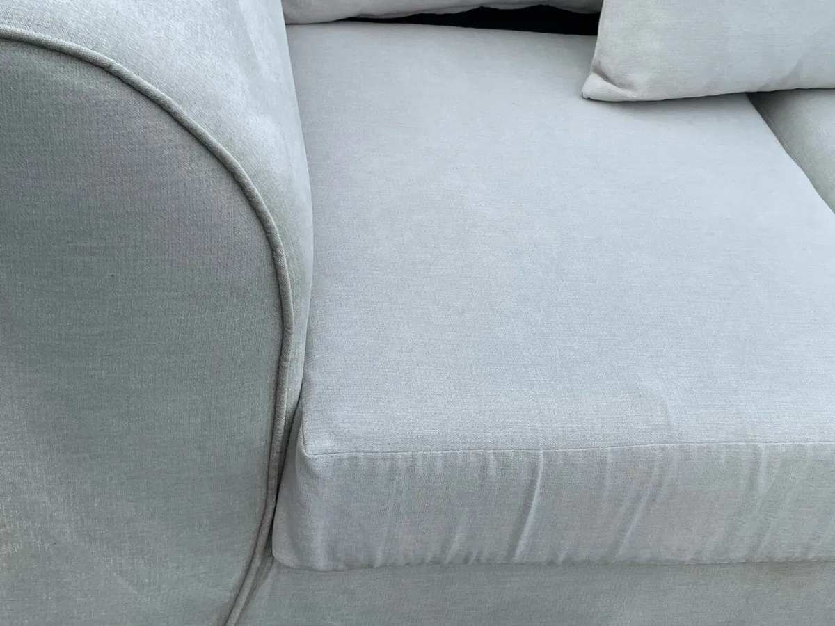 Beige /cream corner sofa - Image 3