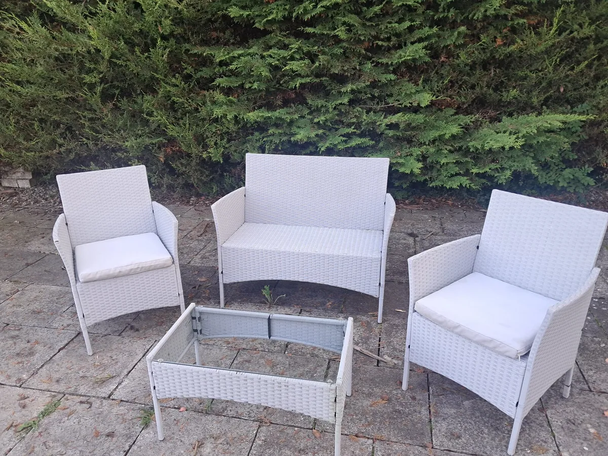 Garden furniture - Image 2