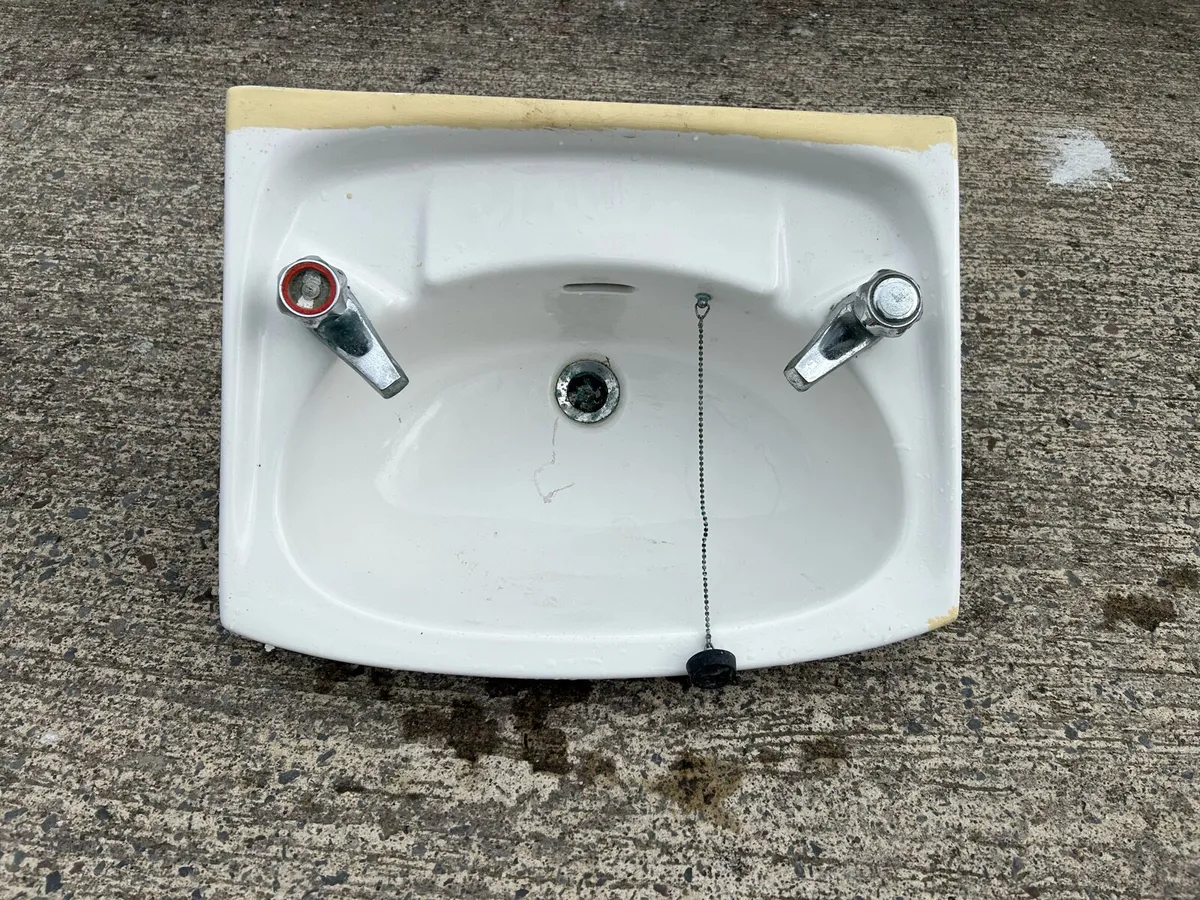 Bathroom Sink - Image 2