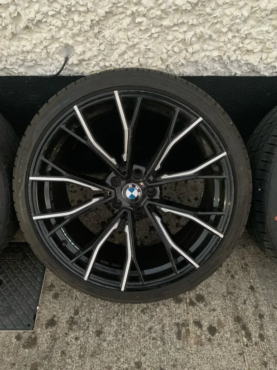 BMW 20” alloys - Image 3