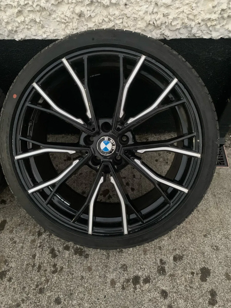 BMW 20” alloys - Image 1