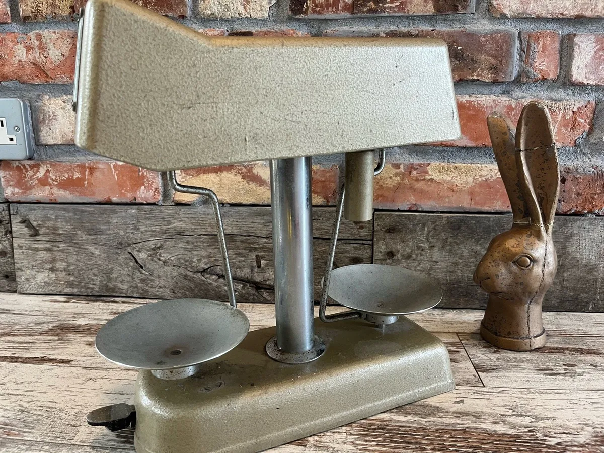 Vintage scale - Image 4