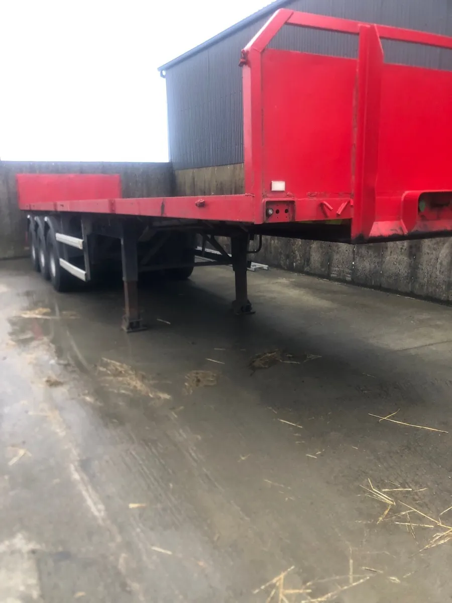 Trailer - Image 1