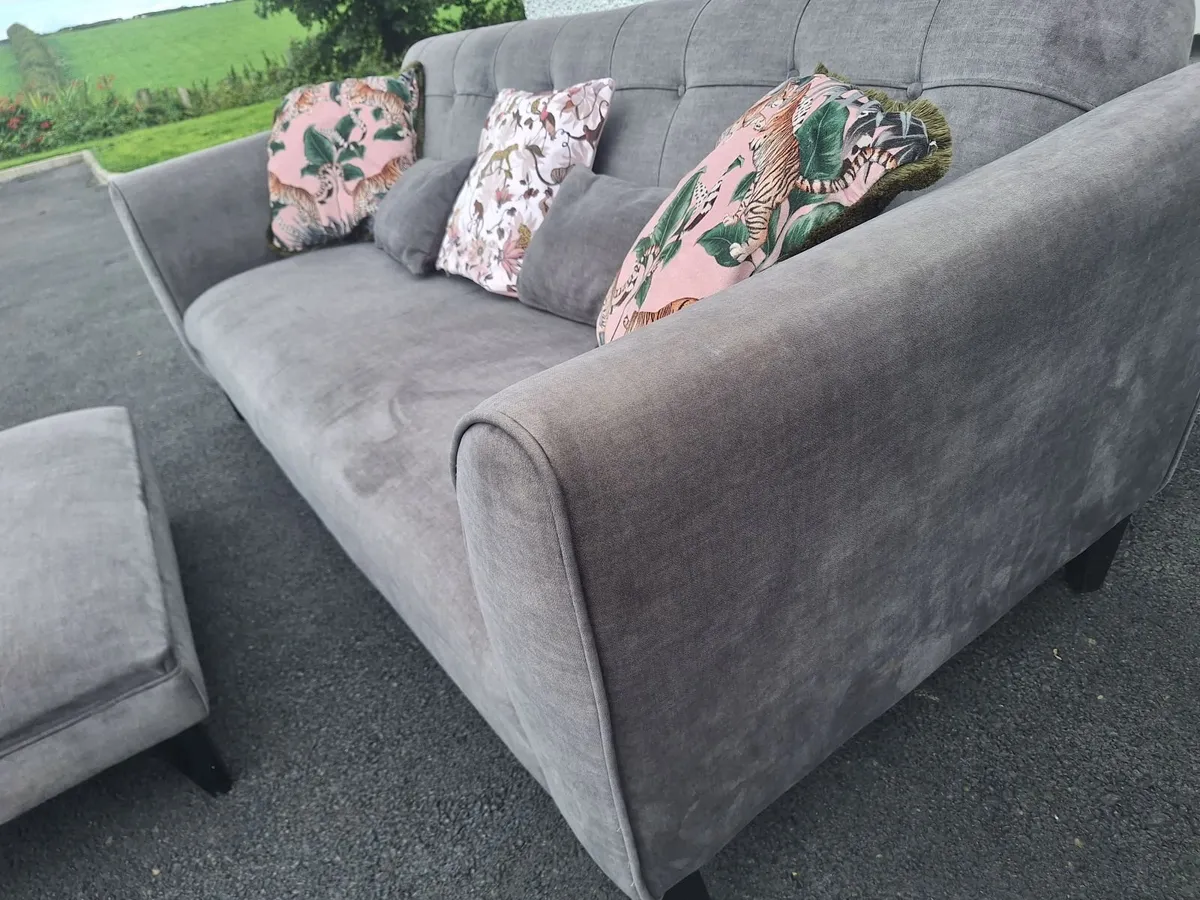 Sofa /Couch - Image 2